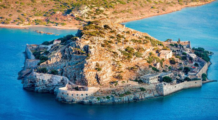 Visita l'isola di Spinalonga ed esplora la vera storia di Creta isola di spinalonga