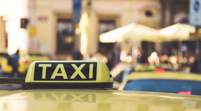 Как да обиколите остров Крит как да обиколите остров Крит. транспорт в Крит: цени за автобуси и таксита