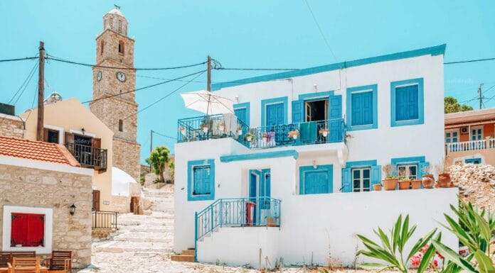 Най-доброто ръководство за най-добрите хотели в Халки: Къде да отседнете за перфектно гръцко бягство най-добрите хотели в Халки. къде да отседнете на остров Халки. най-добрите места за отсядане на остров Халки, Гърция.