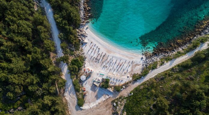 Explorarea frumuseții plajei de marmură Thassos: un ghid complet plaja de marmura saliara insula thassos