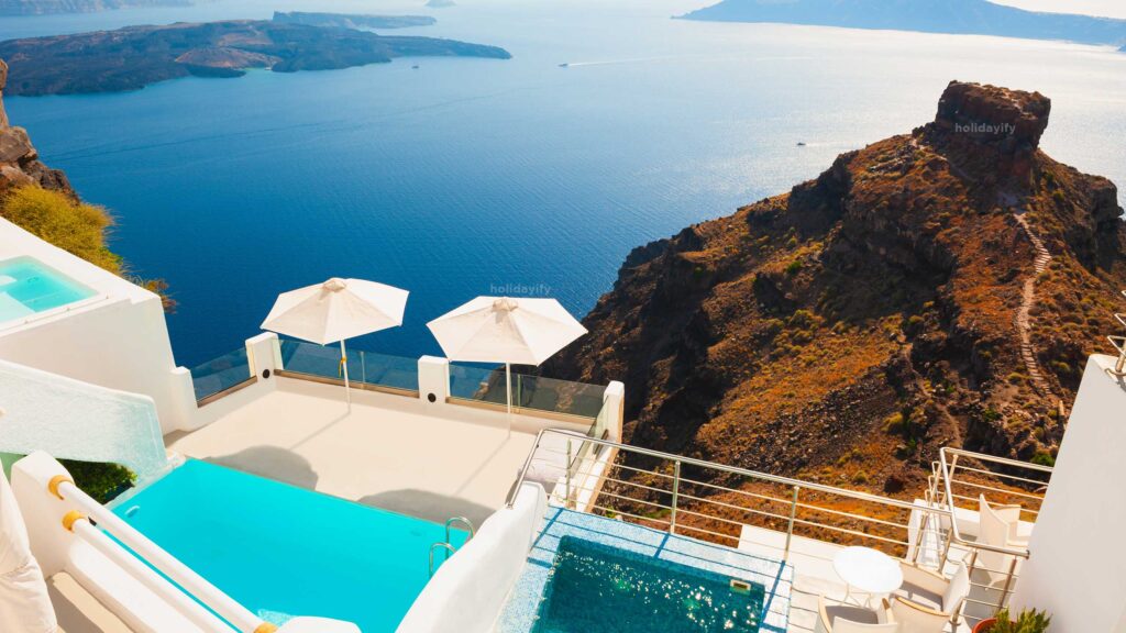 best areas to stay in santorini