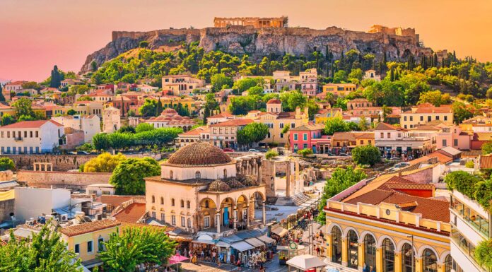 Een uitgebreide gids voor het weer in Athene, Griekenland in augustus: wat u kunt verwachten en hoe u zich kunt voorbereiden athens greece august weather