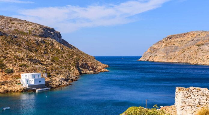 Insula Sifnos Grecia: Explorarea experienței grecești autentice în inima Mării Egee insula sifnos grecia