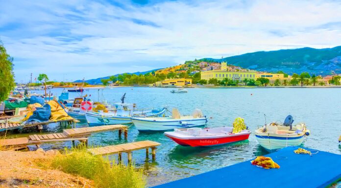 Poros Adası'nın Büyüleyici Güzelliğini Keşfetmek: Yunanistan'ın Gizli Mücevheri İçin Bir Rehber