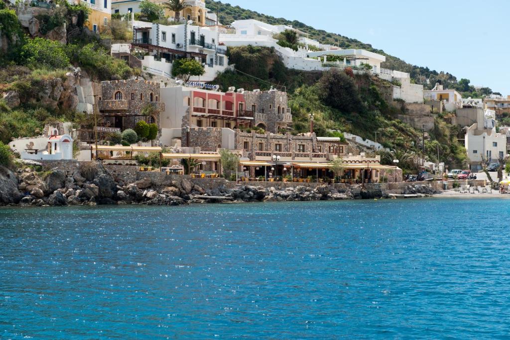best hotels leros. where to stay in leros island.