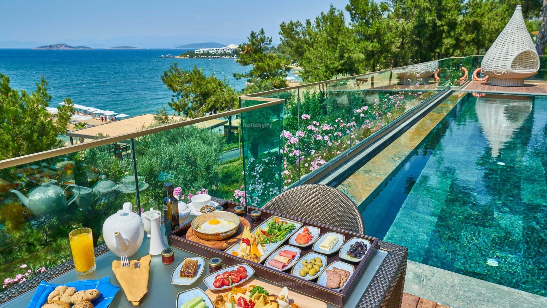 muhteşem mavi deniz kahvaltısı En iyi Thassos otelleri. Thassos'ta nerede kalınır? Thassos'ta kalınacak en iyi yerler.